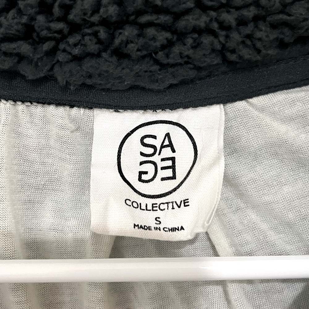 SAGE COLLECTIVE Charcoal and White Teddy Pullover Zip size small - Picture 4 of 6